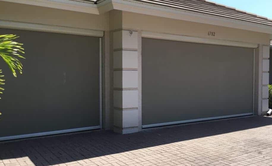 Homeowners in southern Florida opted to have two motorized shade screens installed. They chose a mesh that is hard to see through for ultimate privacy.| Sun Protection