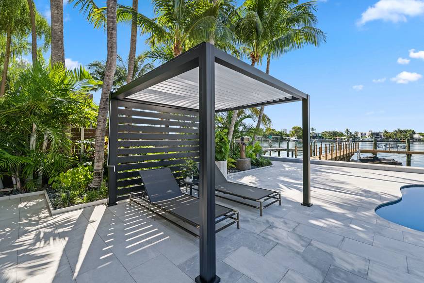 black k-bana white louvers - pool - privacy wall 9 black k-bana white louvers - pool - privacy wall 9